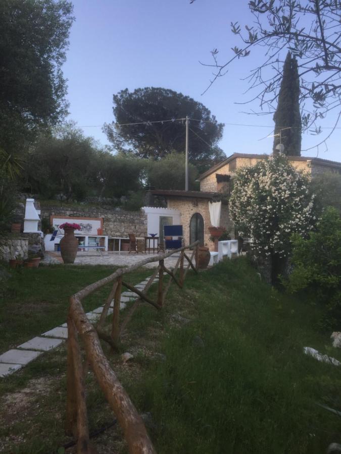 B&B H.M. Sonnino Esterno foto